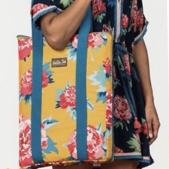 Matilda Jane Bags New Matilda Jane Beach Bum Blanket In Bag Camp